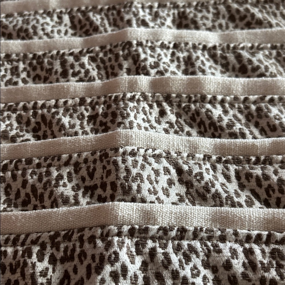 Decorative pillow sham NWOT - Picture 2 of 5